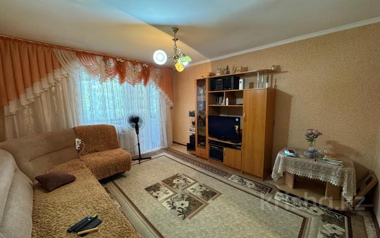 3-комнатная квартира · 60 м² · 2/5 этаж, Егемен Казахстан за 23.5 млн ₸ в Петропавловске — фото 2