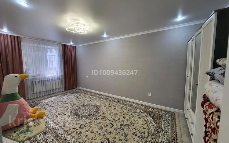 1-комнатная квартира · 39 м² · 1/5 этаж, мкр. Алтын орда, Микрорайон Батыс-2 49р — Алтын орда 49р за 18.5 млн ₸ в Актобе — фото 2