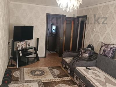 2-бөлмелі пәтер · 45 м² · 2/5 қабат, Майкудук, 15й микрорайон — 16й микрорайон, бағасы: 10.5 млн ₸ в Караганде, Алихана Бокейханова р-н
