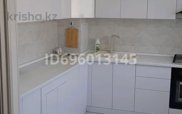 2-бөлмелі пәтер · 57 м² · 6/6 қабат, 16-й мкр 43 — находится на против нур супермаркет,поликлиника,и рядом находится ТРЦ, бағасы: 17 млн ₸ в Актау — фото 2