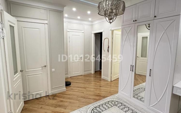 4-бөлмелі пәтер · 136 м² · 9/10 қабат, 13-й мкр 37/3, бағасы: 600 000 ₸ в Актау — фото 2