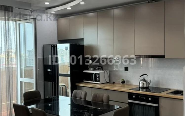 4-комнатная квартира · 115 м² · 13/25 этаж, Абиша Кекилбайулы 270 за 60 000 ₸ в Алматы, Бостандыкский р-н — фото 2