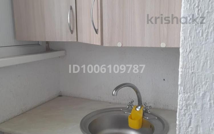 1-комнатная квартира · 42 м² · 2/6 этаж, 32А мкр 15 — 32 а 15 26 кв 2 этаж 1 комта деп аитылады кукняны да комта кылып коидым таза устаитын жас семя болса жалга берем аина 110 мын +экц за 110 000 ₸ в Актау — фото 2