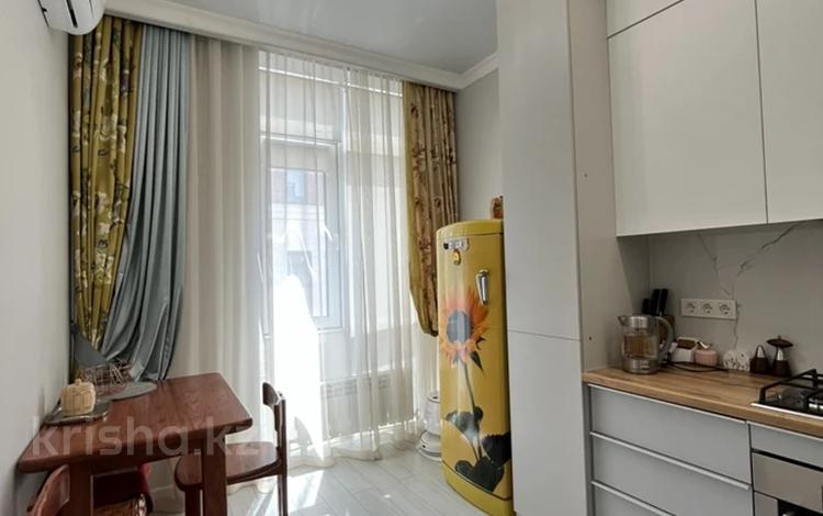 2-бөлмелі пәтер · 45.4 м² · 3/4 қабат, ул. Ер Тостык, бағасы: 46 млн ₸ в Алматы, Наурызбайский р-н — фото 2