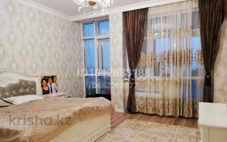 3-бөлмелі пәтер · 131 м² · 9/10 қабат, Керей, Жәнібек хандар 28, бағасы: 90 млн ₸ в Астане, Есильский р-н — фото 2