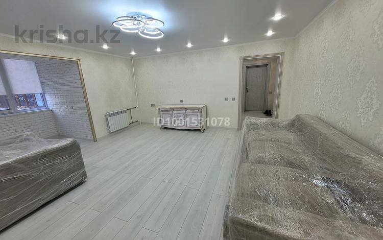 3-комнатная квартира · 75 м² · 2/9 этаж, Шакарима 150 за 39 млн 〒 в Семее — фото 2