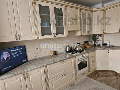 2-комнатная квартира · 68.9 м² · 8/9 этаж, мкр. Алтын орда — Мустафа Шокая за 26 млн ₸ в Актобе