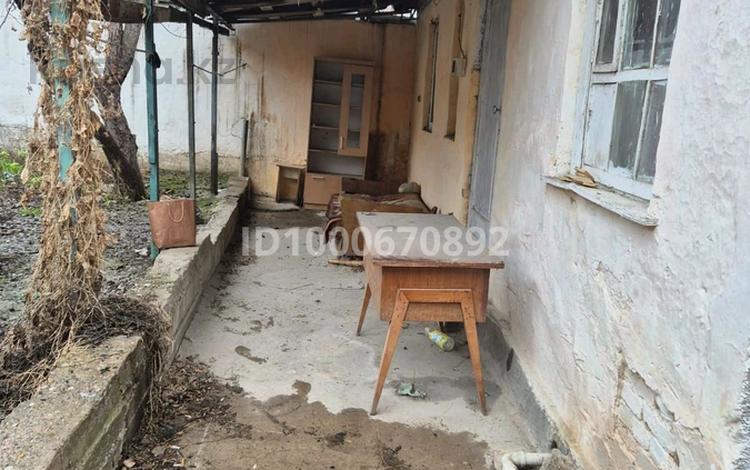 Отдельный дом · 4 комнаты · 70 м² · 6 сот., мкр 112 квартал, Проезд Искры 21 21 — Обл Гай старый за 35 млн 〒 в Шымкенте, Туран р-н — фото 2