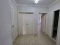 1-комнатная квартира · 50 м² · 5/10 этаж, мкр Кунаева за 150 000 ₸ в Уральске — фото 6