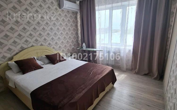1-бөлмелі пәтер · 40 м² · 7/9 қабат, Черекаева 18, бағасы: 160 000 ₸ в Уральске — фото 2
