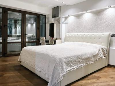 Продажа квартир в Алматы: 4-комнатная квартира · 100 м² · 2/5 этаж, мкр Самал-1 35 за 110 млн 〒 4-комнатная квартира · 100 м² · 2/5 этаж, мкр Самал-1 35 за 110 млн 〒 в Алматы, Медеуский р-н