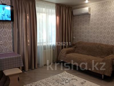 1-комнатная квартира, 32 м², 2/5 этаж посуточно, Естая 141 — Катаева за 12 000 〒 в Павлодаре