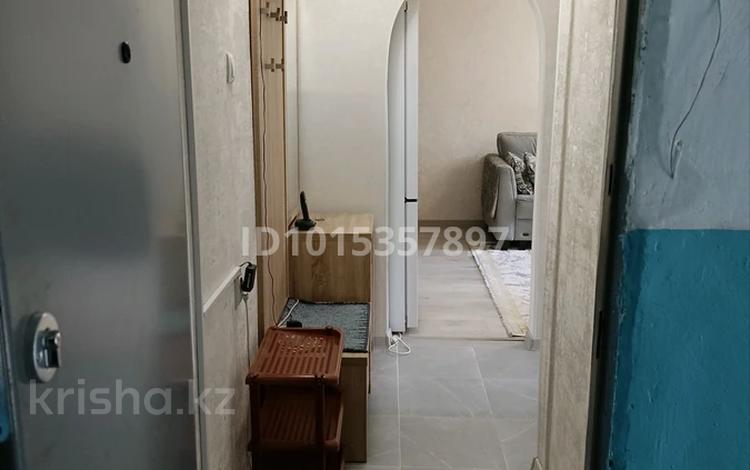 2-бөлмелі пәтер · 45 м² · 4/4 қабат, Титова 39 — Напротив колледжа экономики и права, бағасы: 200 000 ₸ в  — фото 2