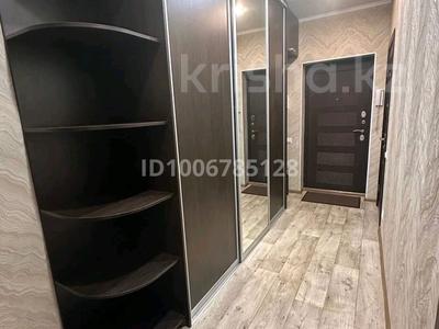 1-комнатная квартира · 49 м² · 3/5 этаж, Казахстан 27 за 110 000 〒 в Усть-Каменогорске