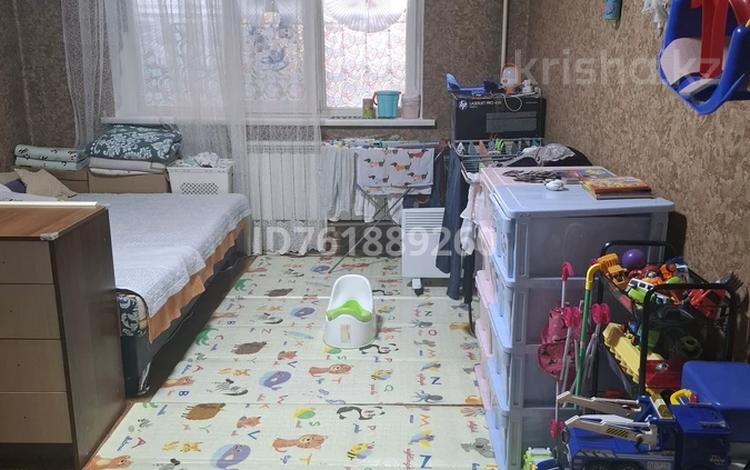 3-комнатная квартира · 59 м² · 1/3 этаж, мкр Кемел (Первомайское) — Магнум на капчагайской трассе за 36 млн 〒 в Алматы, Жетысуский р-н — фото 2