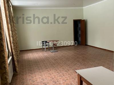 Еркін · 86 м², бағасы: 350 000 ₸ в Усть-Каменогорске