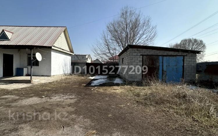 Отдельный дом · 3 комнаты · 60 м² · 10 сот., Желтоксан 23Б за 18 млн ₸ в Батане — фото 2