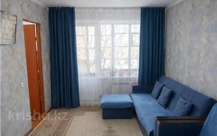 4-комнатная квартира · 61.7 м² · 3/5 этаж, Пришахтинск, 23й микрорайон за 15.5 млн ₸ в Караганде, Алихана Бокейханова р-н — фото 2
