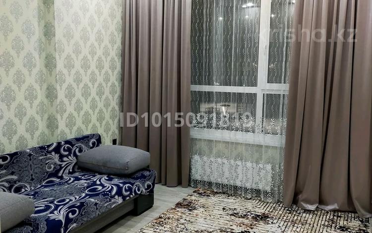 3-комнатная квартира · 86 м² · 3/12 этаж, Жубан Молдагалиев 7 за 350 000 ₸ в Астане, Нура р-н — фото 2