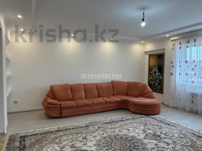 3-бөлмелі пәтер · 120 м² · 2/5 қабат, Проезд 1 19 — Возле Family клиника, бағасы: 320 000 ₸ в Атырау, мкр Жилгородок