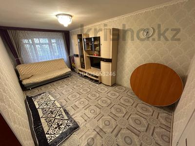 2-бөлмелі пәтер, 43.7 м², 5/5 қабат, Камзина 5, бағасы: 7.7 млн 〒 в Аксу