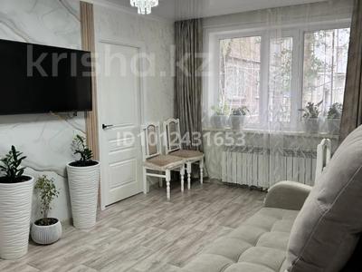 3-комнатная квартира · 48 м² · 1/5 этаж, 40 лет Победы 50/1 за 11 млн 〒 в Шахтинске