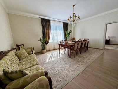 Отдельный дом · 5 комнат · 150 м² · 10 сот., Кайнар — Сквер Коргалжин, Школа 68 за 120 млн ₸ в Астане, Сарыарка р-н