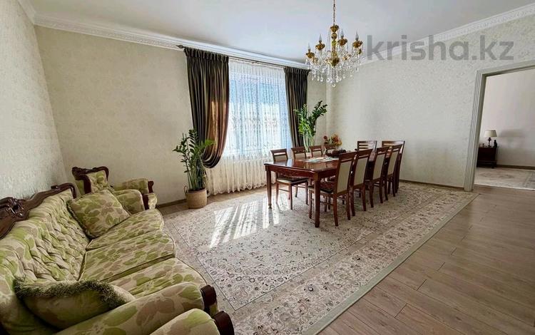 Отдельный дом · 5 комнат · 150 м² · 10 сот., Кайнар — Сквер Коргалжин, Школа 68 за 120 млн ₸ в Астане, Сарыарка р-н — фото 32