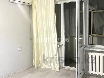 1-бөлмелі пәтер · 15 м² · 4/5 қабат, 11-й микрорайон, 11-ймикрорайон 114 — 36 школы, бағасы: 5.2 млн ₸ в Шымкенте, Енбекшинский р-н