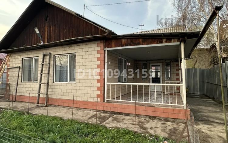 Отдельный дом · 2 комнаты · 90 м² · 10 сот., мкр Акжар 24 за 330 000 ₸ в Алматы, Наурызбайский р-н — фото 2
