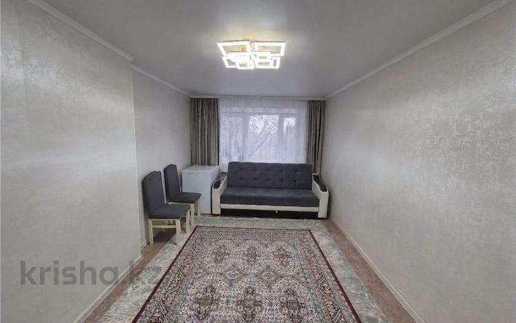 3-комнатная квартира · 55 м² · 4/5 этаж, Майкудук, Майкудук Бирюзова за 13 млн ₸ в Караганде, Алихана Бокейханова р-н — фото 2