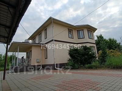 Отдельный дом • 5 комнат • 210 м² • 10 сот., Темирлан за 76 млн 〒 в Туздыбастау (Калинино)