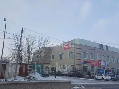Еркін, кеңселер, дүкендер мен бутиктер, қоймалар, сұлулық салондары, білім орталықтары, ойын-сауық · 2300 м², бағасы: 400 млн ₸ в Караганде, Казыбек би р-н