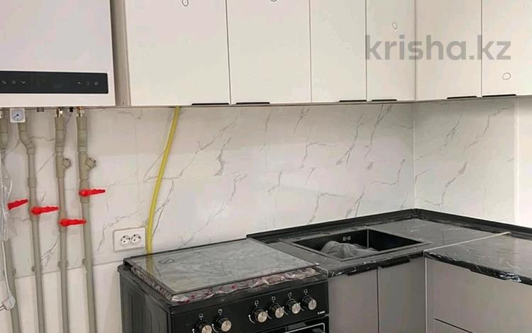 2-комнатная квартира · 60 м² · 3/5 этаж, мкр Бозарык 688/5 за 100 000 ₸ в Шымкенте, Абайский р-н — фото 2