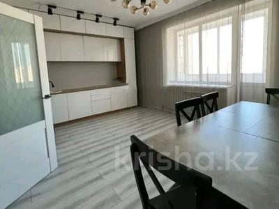 2-комнатная квартира, 82 м², 6/7 этаж помесячно, Калдаякова 27 за 250 000 〒 в Астане, Алматы р-н