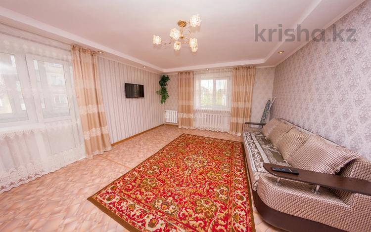 2-комнатная квартира, 56 м², 2/5 этаж помесячно, Интернациональная 94 за 150 000 〒 в Петропавловске — фото 9