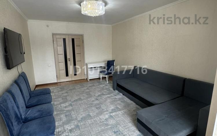 3-комнатная квартира · 63.7 м² · 2/6 этаж, мкр 12 за 27 млн ₸ в Актобе — фото 2