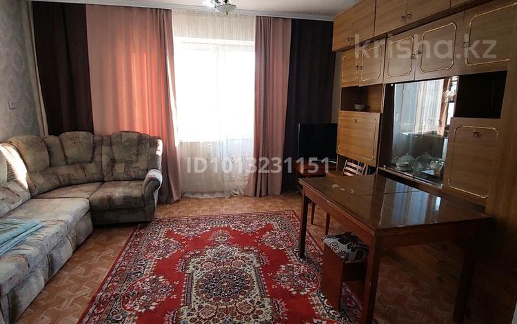 3-бөлмелі пәтер · 67 м² · 4/5 қабат, Первомайская 32 А, бағасы: 30 млн ₸ в Семее — фото 2