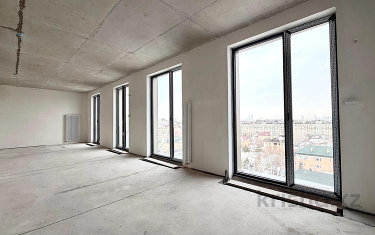 4-комнатная квартира · 232 м² · 8 этаж, Тасшокы, 4​ 4 — С терраса за 380 млн 〒 в Астане, Алматы р-н — фото 2