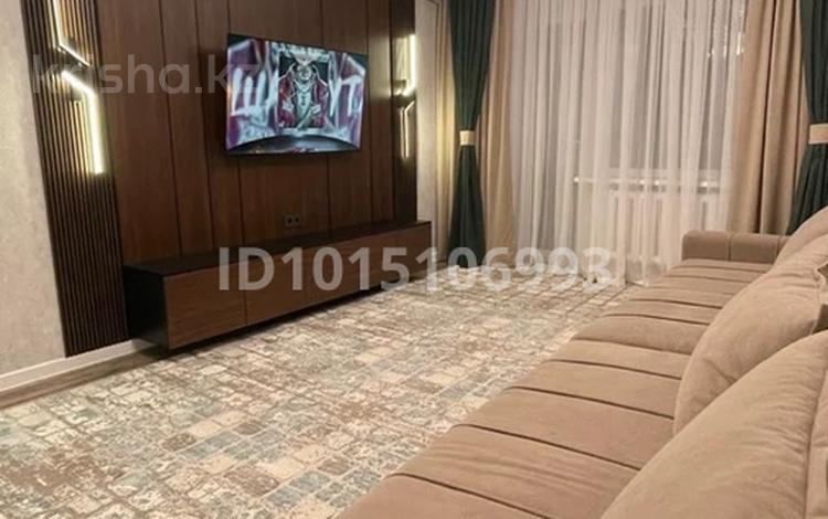 2-комнатная квартира · 65 м² · 3/5 этаж, Микрорайон Шашубая 2 за 25 000 ₸ в Балхаше — фото 2