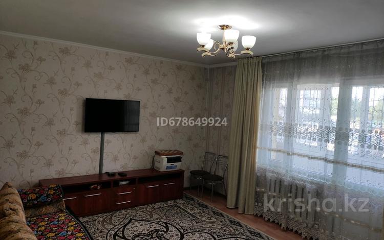 2-комнатная квартира, 64 м², 1/6 этаж, мкр Кокжиек за 37 млн 〒 в Алматы, Жетысуский р-н — фото 2