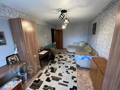 3-комнатная квартира · 70.2 м² · 1/5 этаж, Площадь Абая 23 за 24.5 млн 〒 в Усть-Каменогорске