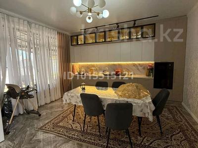 Отдельный дом · 4 комнаты · 220 м² · 5 сот., Учётный квартал 026 173 — На против Сду за 68 млн ₸ в Каскелене