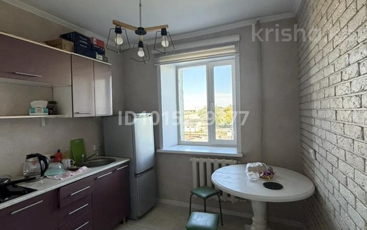 1-бөлмелі пәтер · 40 м² · 4/5 қабат, Чехова — Жд больницы, бағасы: 60 000 ₸ в Семее, Красный Кордон — фото 2