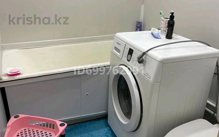 1-бөлмелі пәтер · 30.4 м² · 4/5 қабат, Алашахана — Акимат, бағасы: 10 млн ₸ в Жезказгане — фото 2