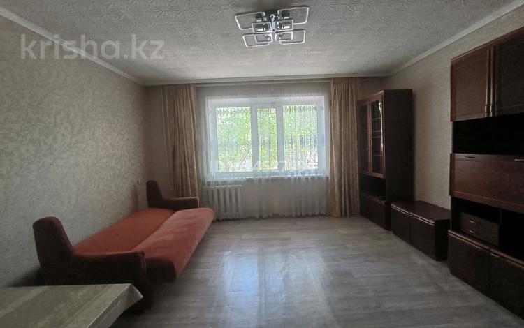 1-комнатная квартира · 41 м² · 1/9 этаж, мкр Юго-Восток, Степной 4 25 за 14 млн ₸ в Караганде, Казыбек би р-н — фото 2