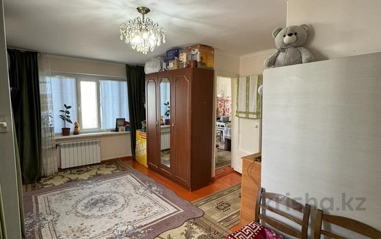 1-бөлмелі пәтер, 31 м², 4/5 қабат, Мкр Шұғыла 5, бағасы: 5.5 млн 〒 в  — фото 2