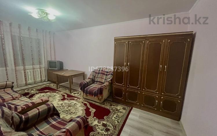 2-комнатная квартира · 50 м² · 4/4 этаж, мкр Коктем-1 27 за 300 000 ₸ в Алматы, Бостандыкский р-н — фото 11