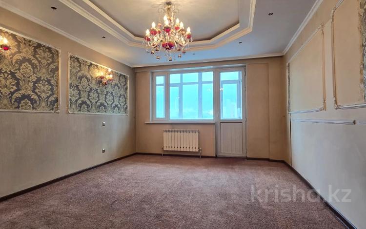 4-комнатная квартира · 120.9 м² · 9/15 этаж, мкр Мамыр-3 за 85 млн ₸ в Алматы, Ауэзовский р-н — фото 7