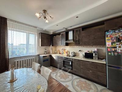 2-бөлмелі пәтер · 88 м² · 2/10 қабат, Кабанбай батыра 42, бағасы: 38 млн ₸ в Астане, Есильский р-н